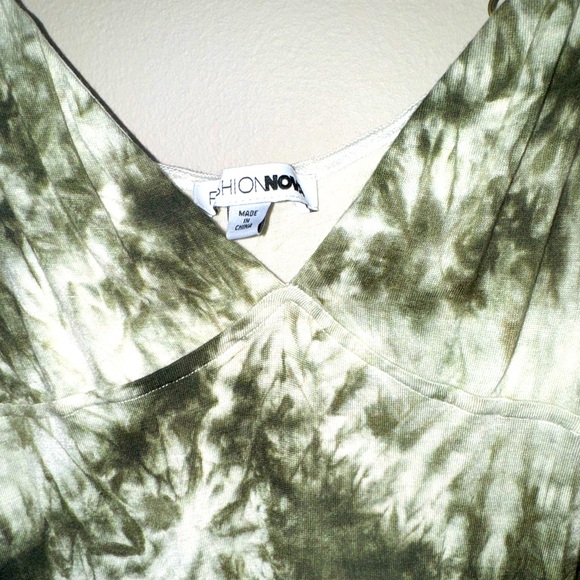 Fashion Nova, never worn, tie dye maxi Dress, size small - Picture 6 of 7